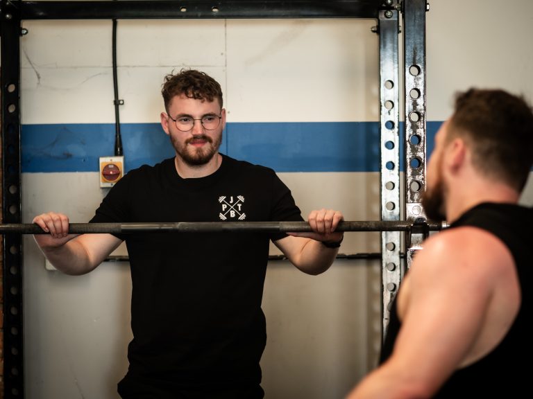 Personal Trainer in Basingstoke gym
